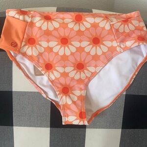 Nani Swimwear Large orange floral bottoms NWT